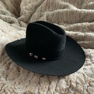Beautiful well kept Restitol Felt hat
